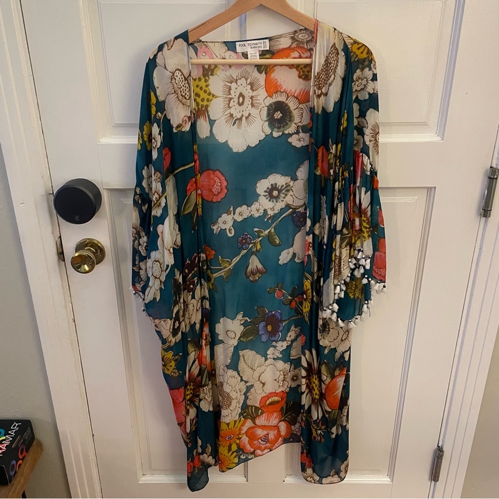 Subtle Luxury Pool To Party Floral Kimono